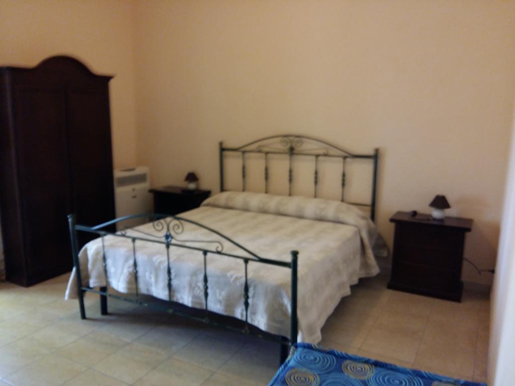 La Mortella Agriturismo Rotondella Habitación foto