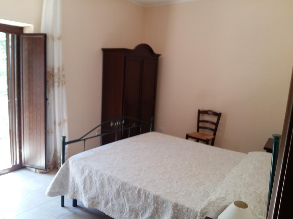 La Mortella Agriturismo Rotondella Habitación foto